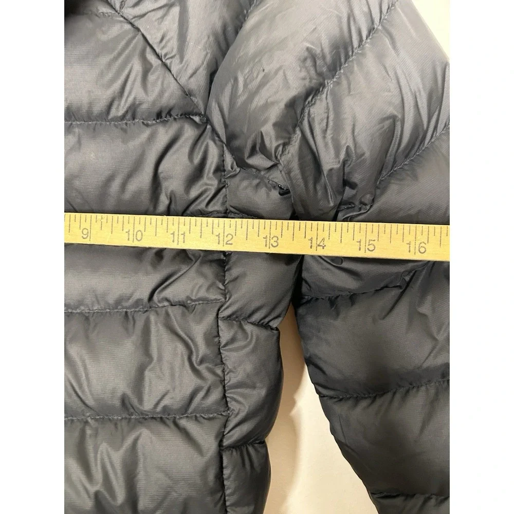 L.L. Bean 650 Fill Down Hooded Jacket Youth Black Stowaway Downtek Size Small 8